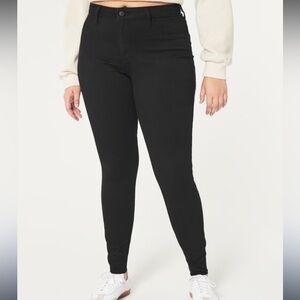 NWT Hollister High Rise Jean Leggings Black